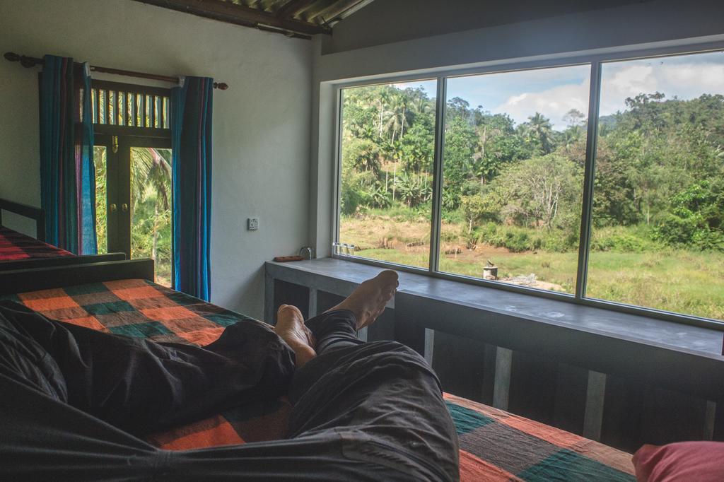 Sinharaja Hostel Deniyaya Pokoj fotografie